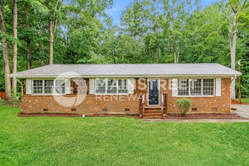 4545 Kinlock Dr Durham, NC 27712